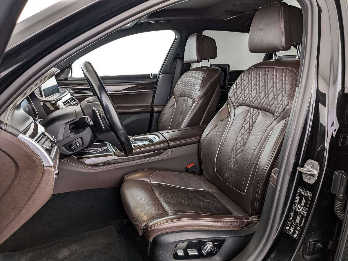 Купить BMW 7 серии Long 750Li xDrive, 2017, 170 699 км, фото №15