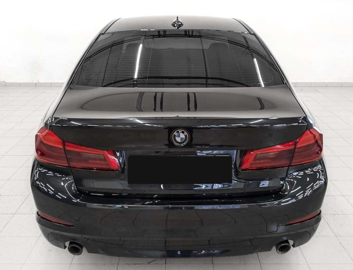 Купить BMW 5 серии 520d, 2019, 81 388 км, фото №6