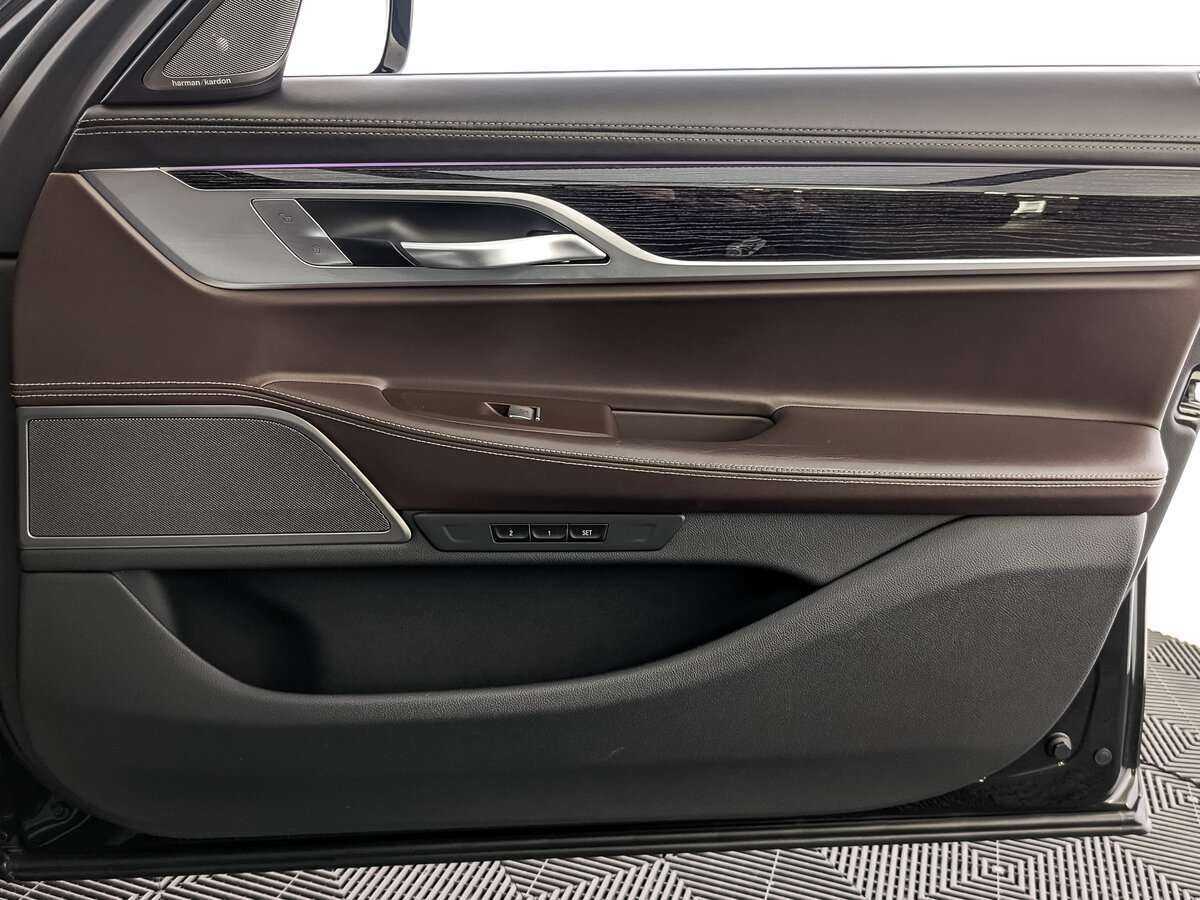 Купить BMW 7 серии 730d xDrive, 2020, 82 444 км, фото №18