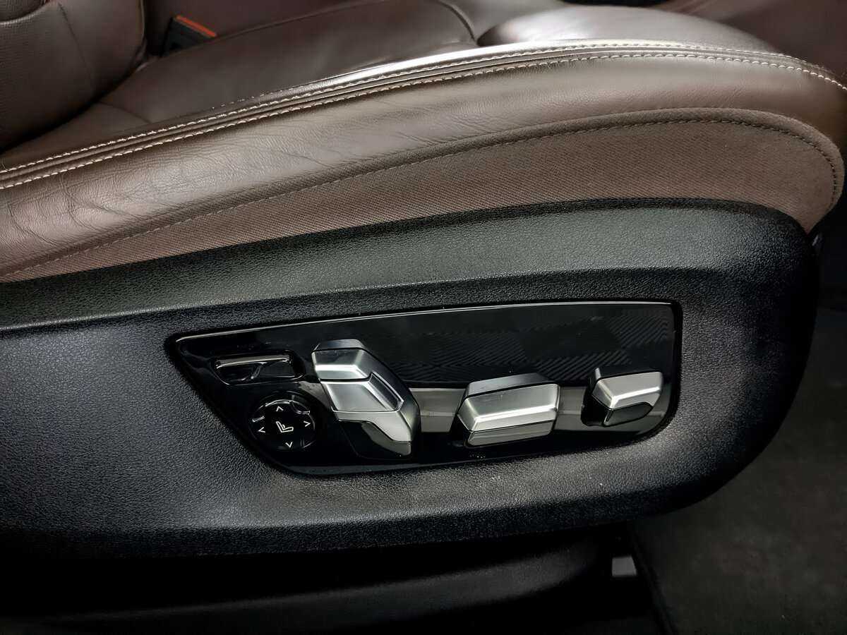 Купить BMW 7 серии 730d xDrive, 2020, 82 444 км, фото №19