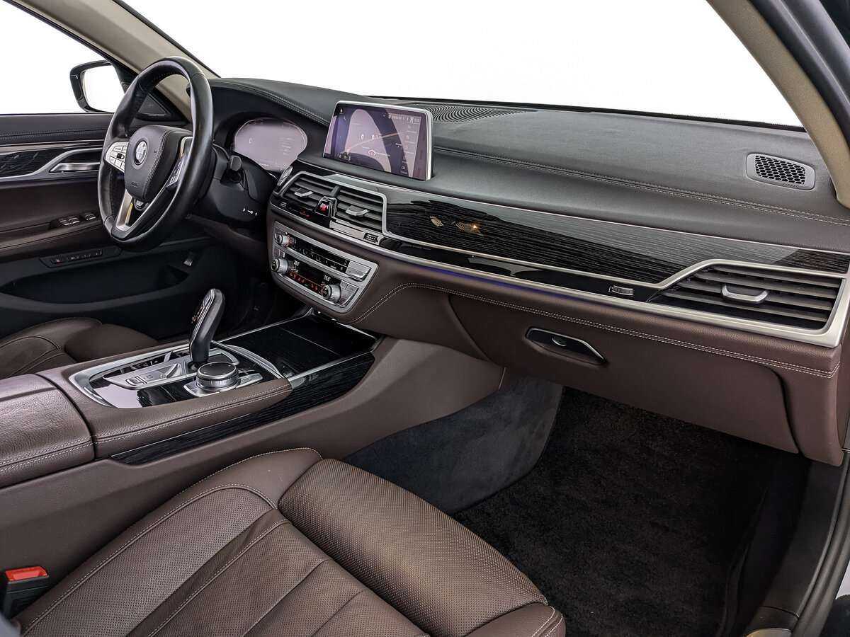Купить BMW 7 серии Long 730Ld xDrive, 2019, 84 741 км, фото №9
