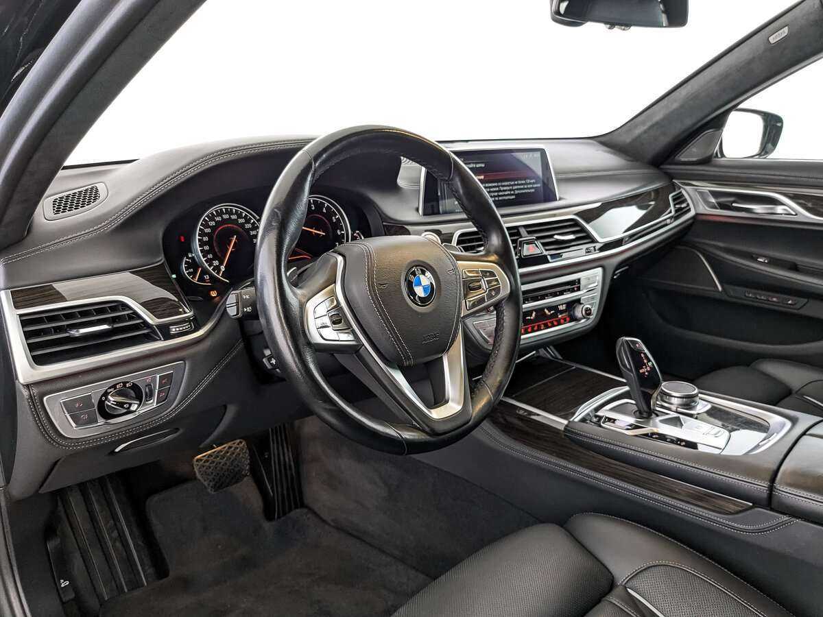 Купить BMW 7 серии Long 750Li xDrive, 2019, 48 116 км, фото №11