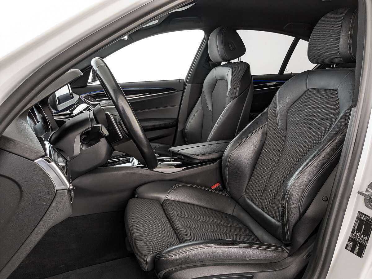 Купить BMW 5 серии 520d, 2017, 141 423 км, фото №16