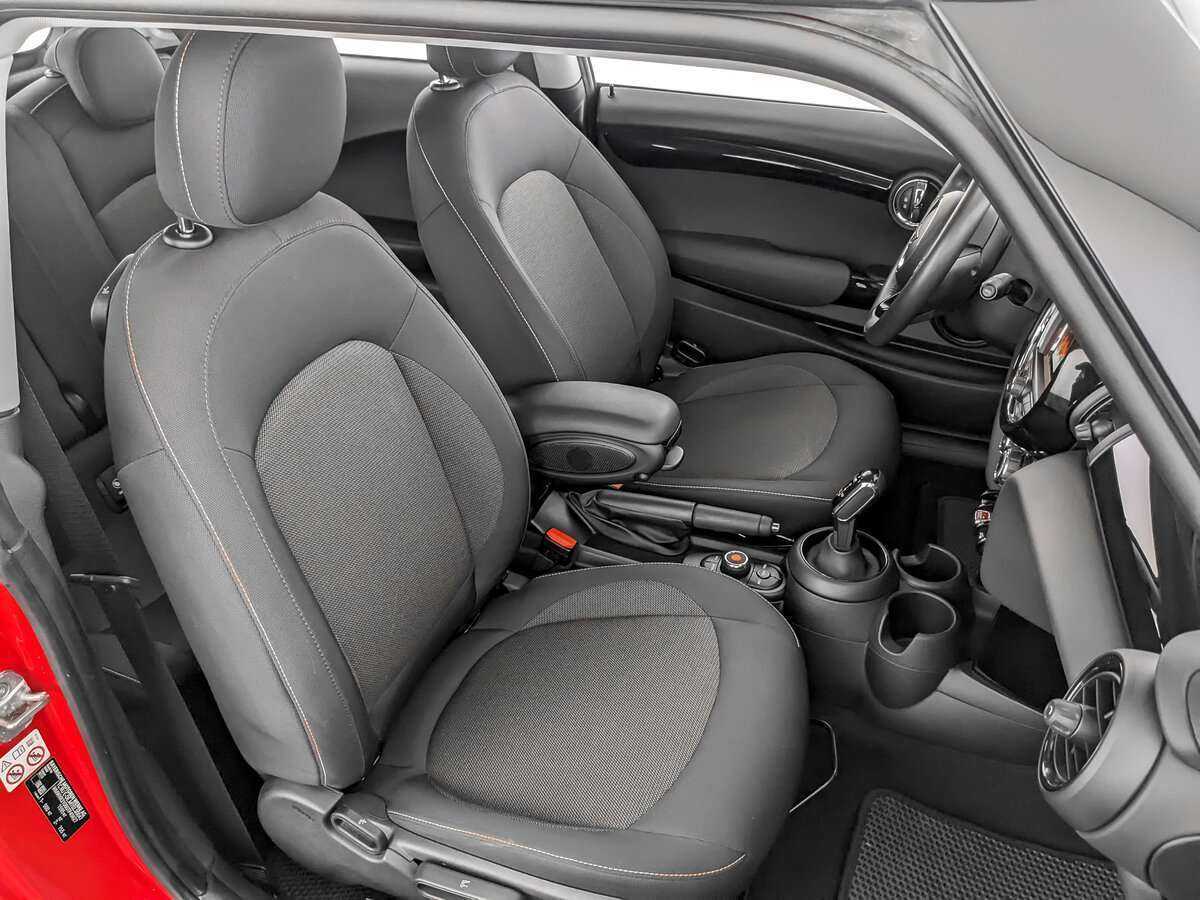 Купить Mini Hatch Cooper, 2019, 59 904 км, фото №19