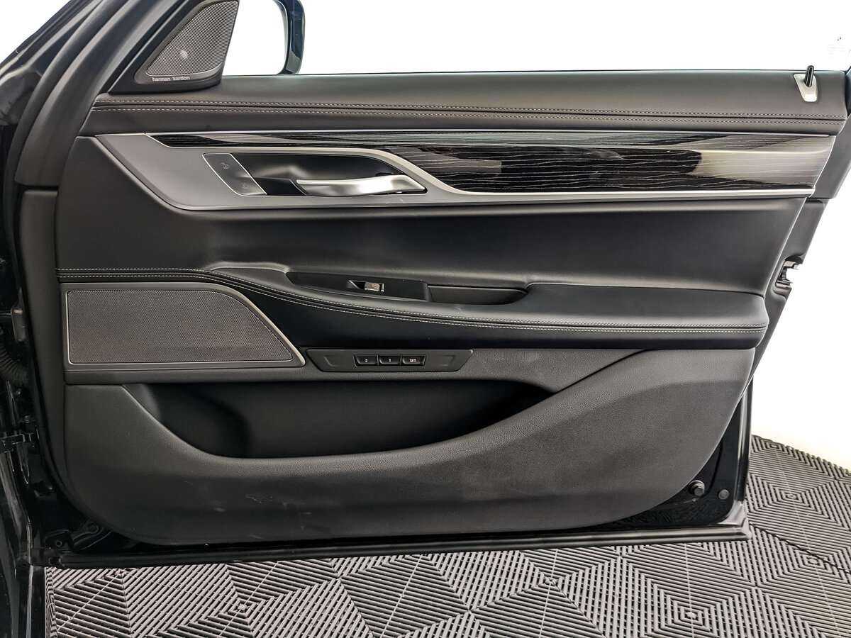 Купить BMW 7 серии 730d xDrive, 2020, 47 555 км, фото №20