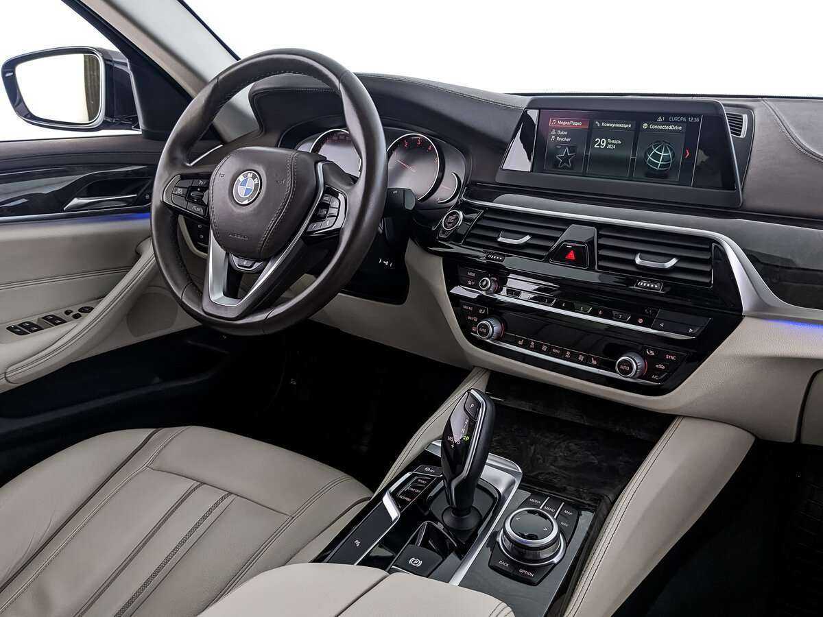 Купить BMW 5 серии 520i, 2017, 114 874 км, фото №24