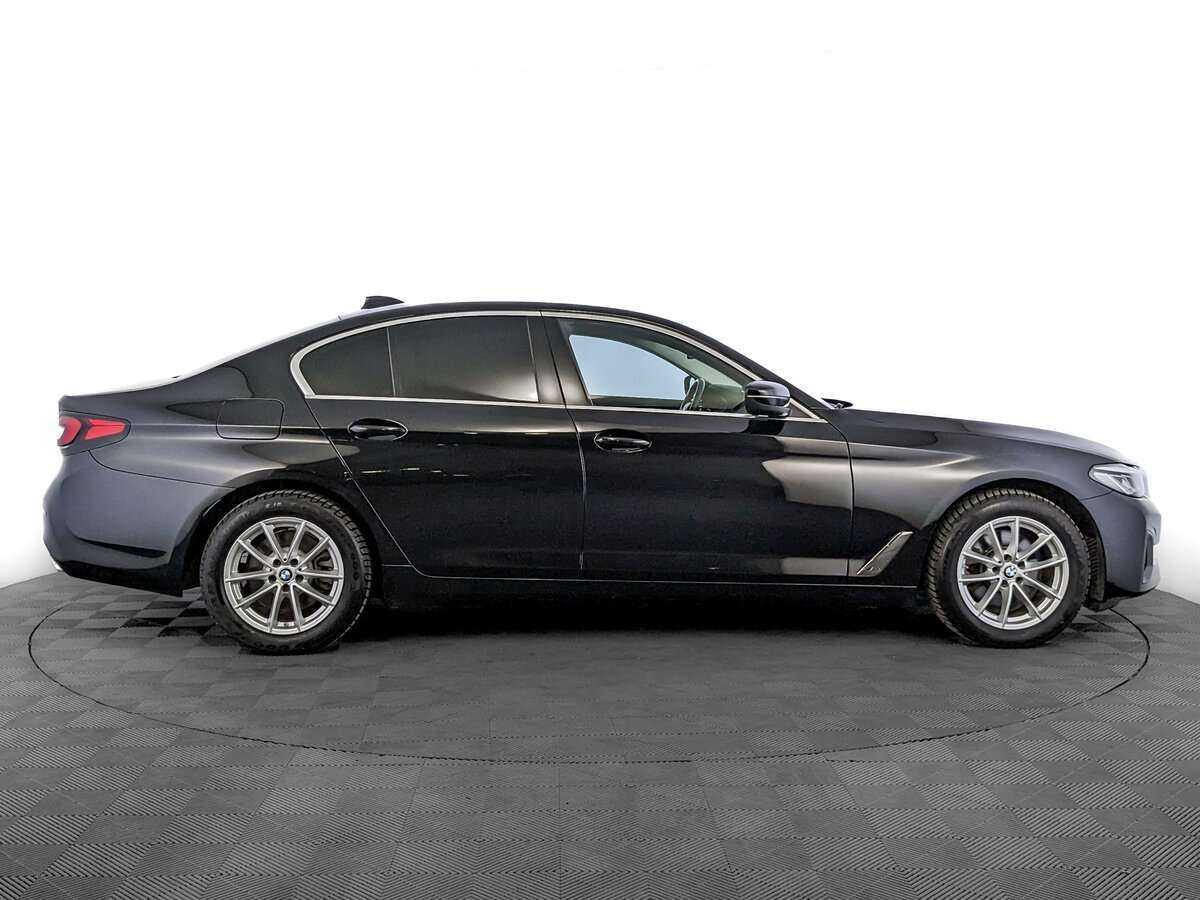 Купить BMW 5 серии 520i, 2021, 43 095 км, фото №4