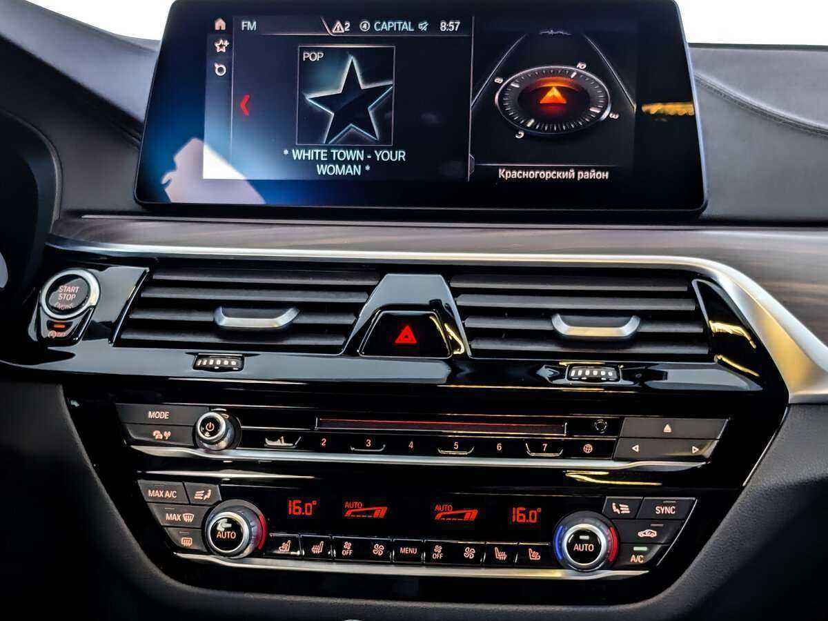 Купить BMW 5 серии 530d xDrive, 2019, 73 626 км, фото №13