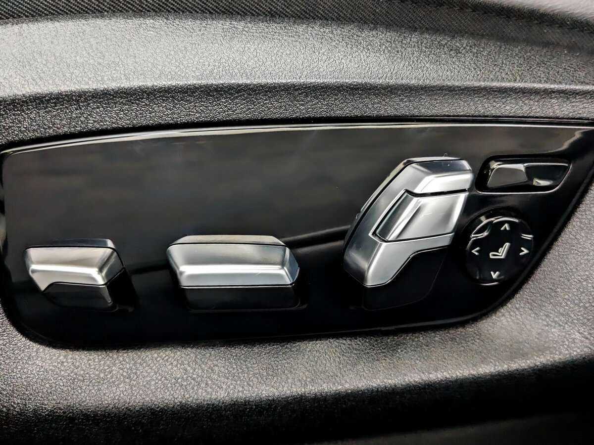 Купить BMW 5 серии 530d xDrive, 2019, 73 626 км, фото №17