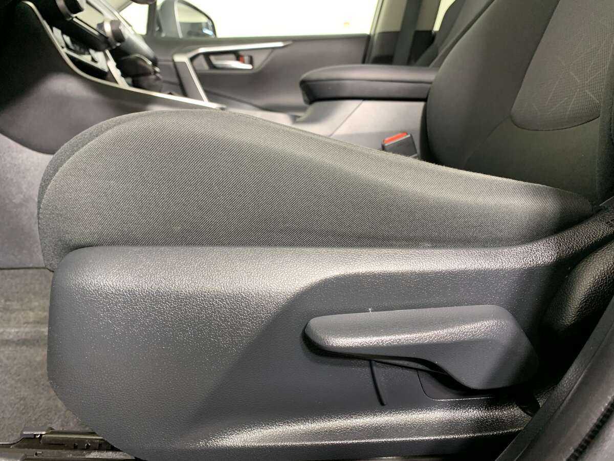 Купить Toyota RAV4, 2020, 43 322 км, фото №14