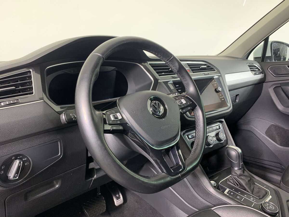 Купить Volkswagen Tiguan, 2018, 99 995 км, фото №9