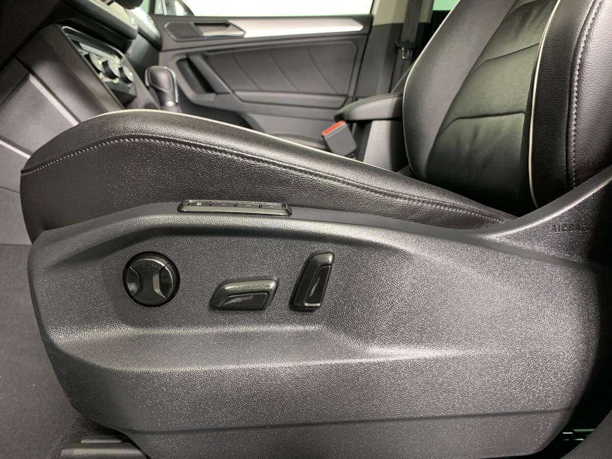 Купить Volkswagen Tiguan, 2018, 99 995 км, фото №14
