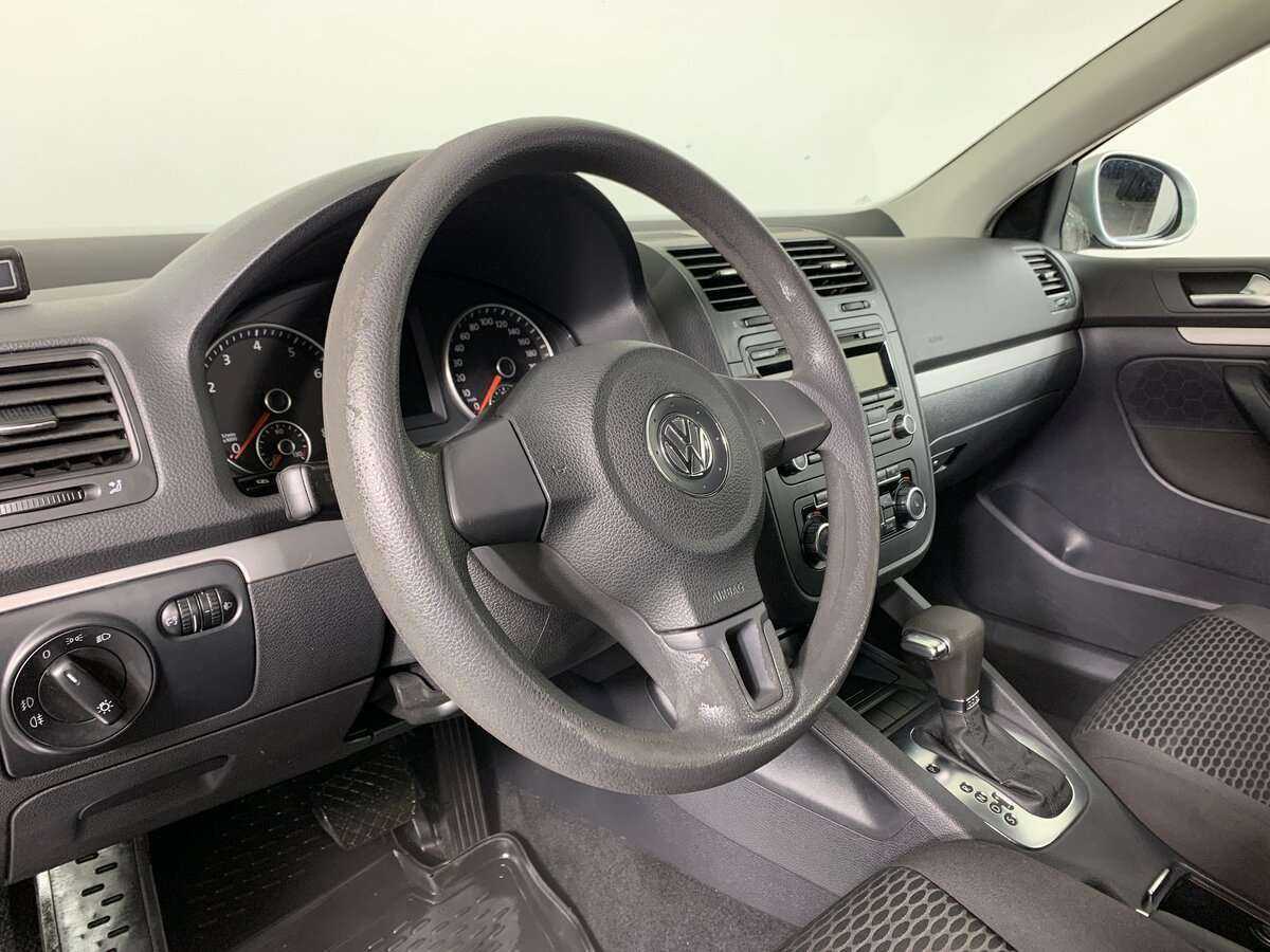 Купить Volkswagen Jetta, 2009, 171 000 км, фото №9