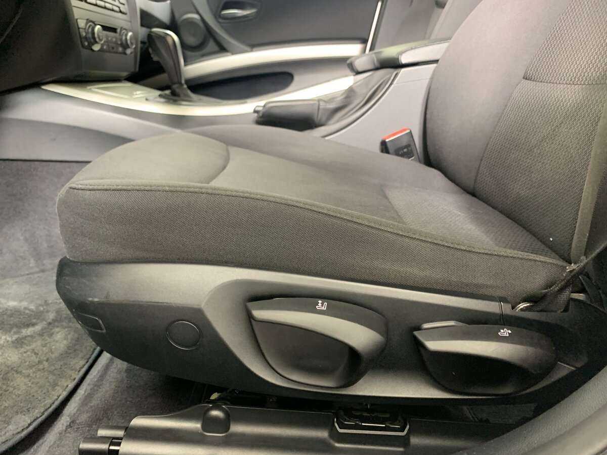 Купить BMW 3 серии 318i, 2011, 217 000 км, фото №17