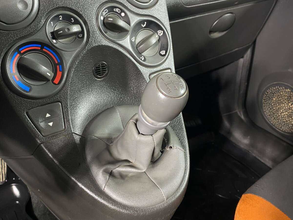 Купить Fiat Panda, 2008, 168 225 км, фото №15