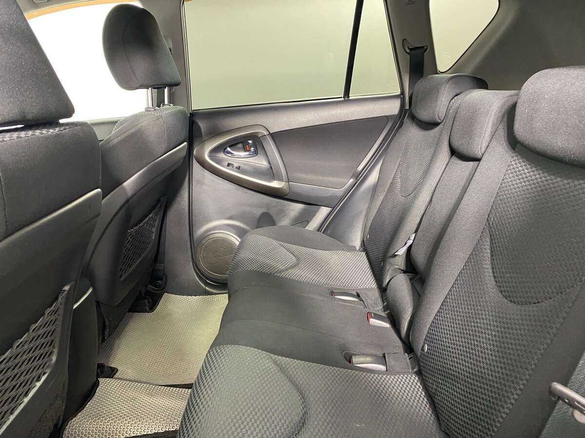 Купить Toyota RAV4, 2011, 145 850 км, фото №9