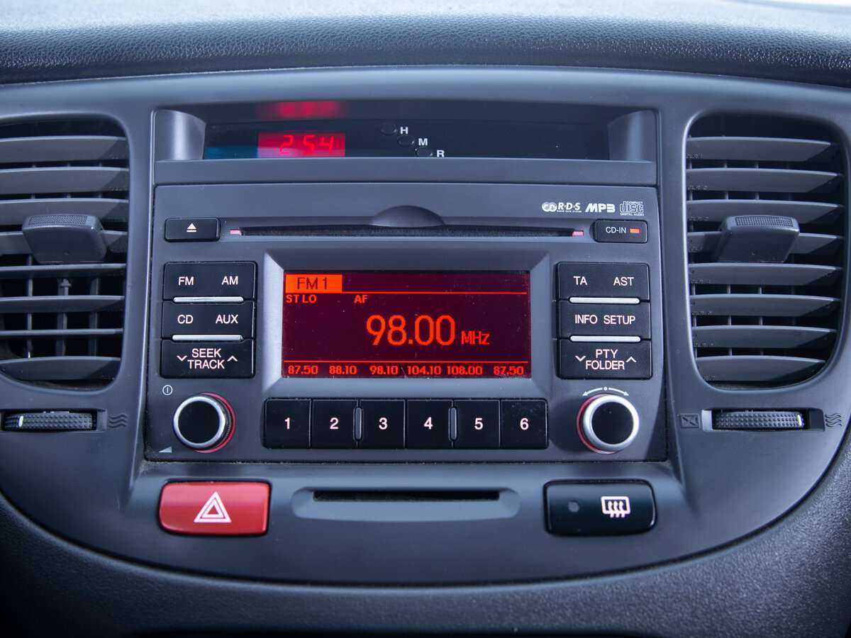 Купить Kia Rio, 2010, 133 072 км, фото №15