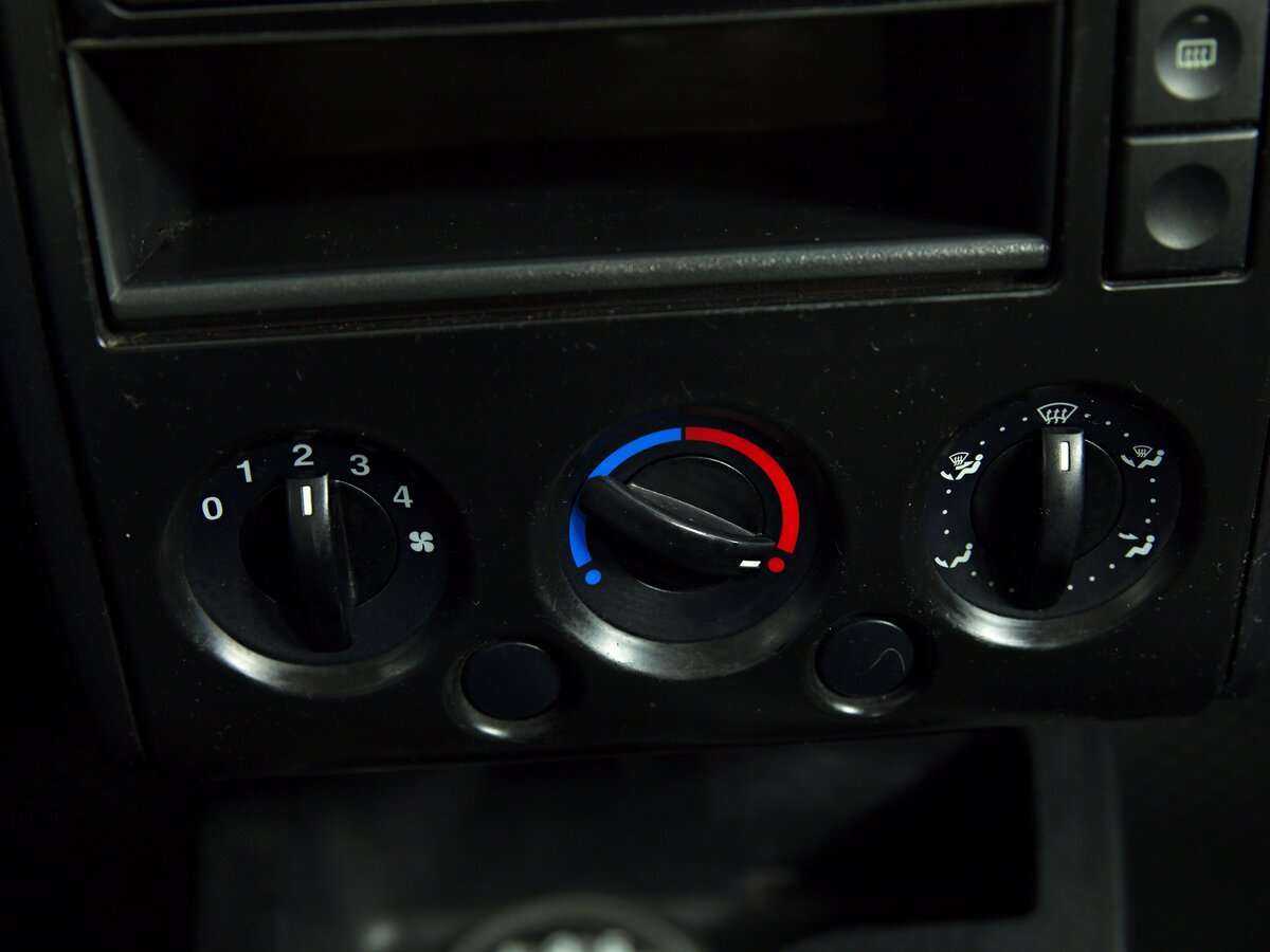 Купить Ford Fusion, 2005, 228 696 км, фото №17