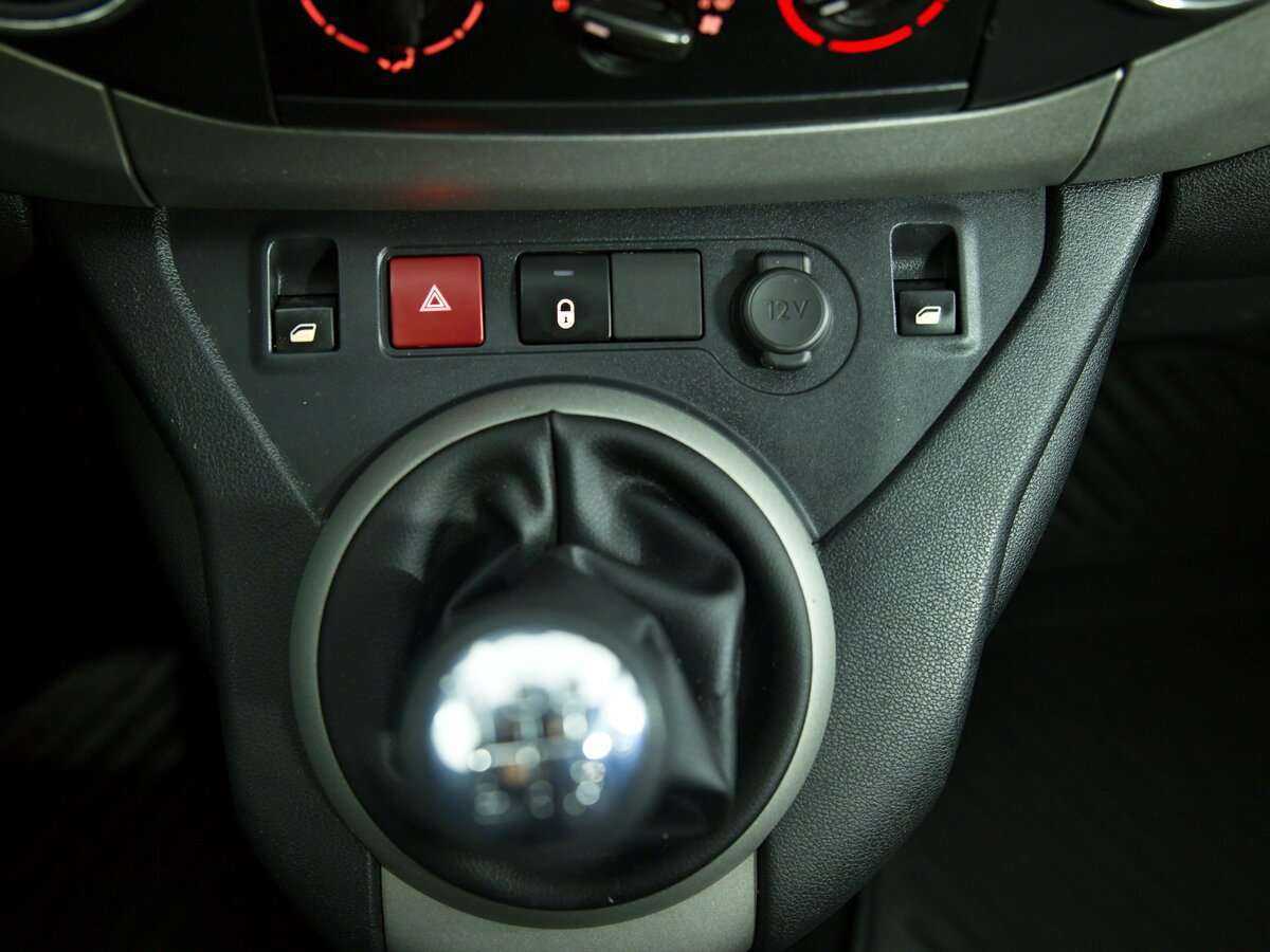 Купить Peugeot Partner, 2011, 254 085 км, фото №12