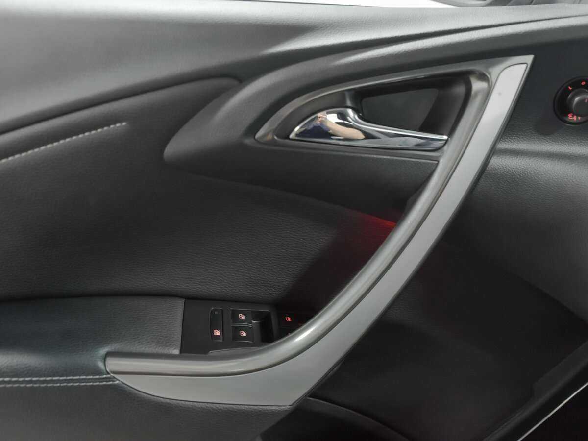 Купить Opel Astra, 2010, 137 053 км, фото №12