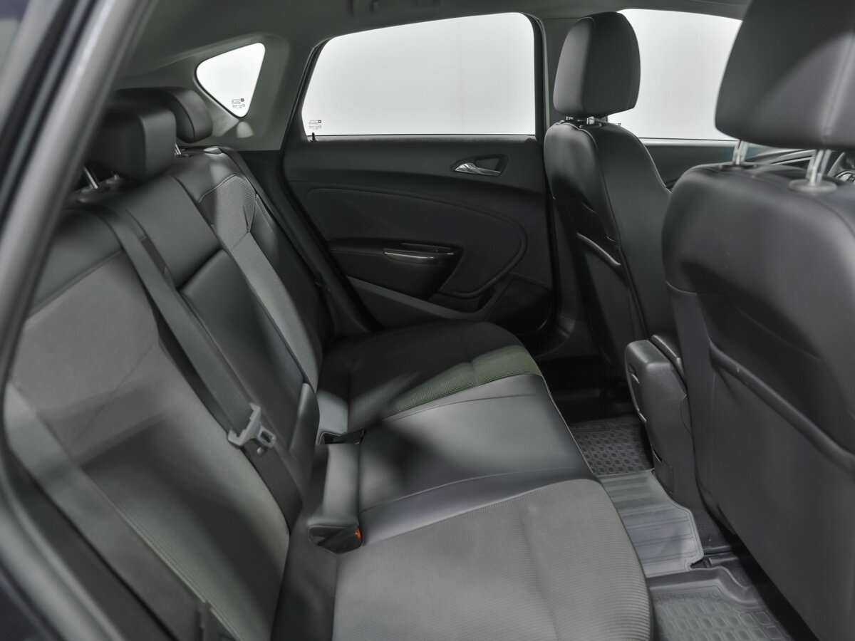 Купить Opel Astra, 2010, 137 053 км, фото №13