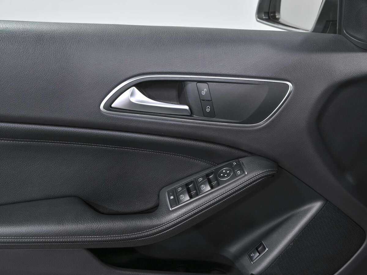 Купить Mercedes-Benz GLA 250, 2015, 169 000 км, фото №14