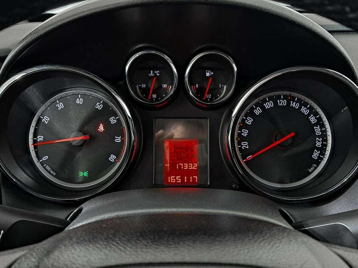 Купить Opel Astra, 2011, 165 120 км, фото №13