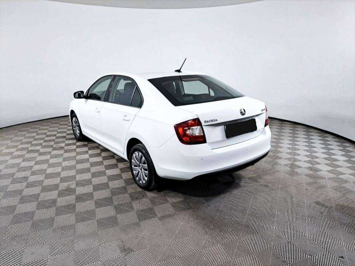 Купить Skoda Rapid, 2018, 80 000 км, фото №6