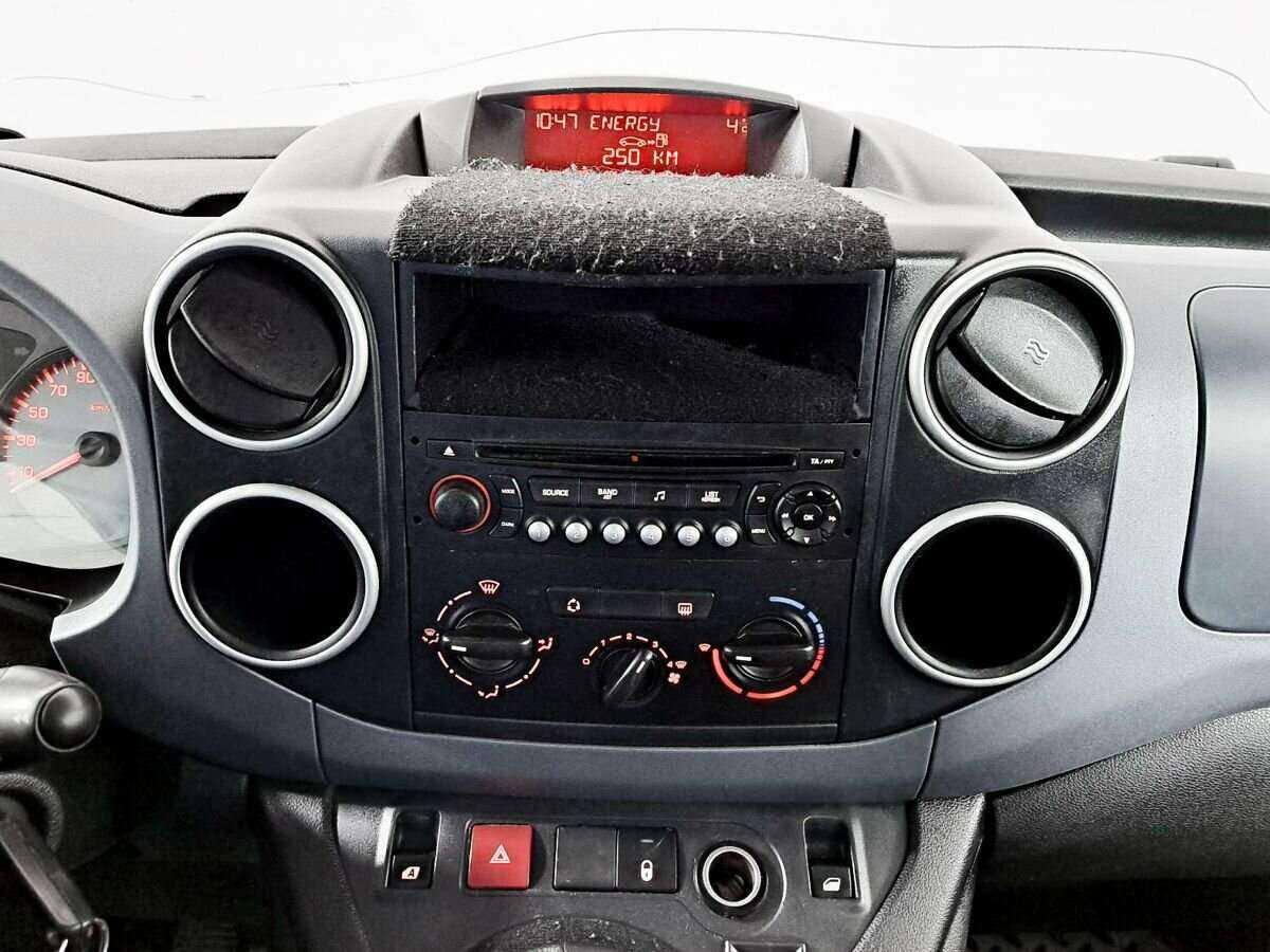 Купить Peugeot Partner, 2012, 240 570 км, фото №15