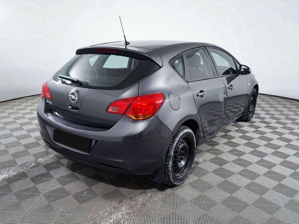 Купить Opel Astra, 2011, 191 250 км, фото №4