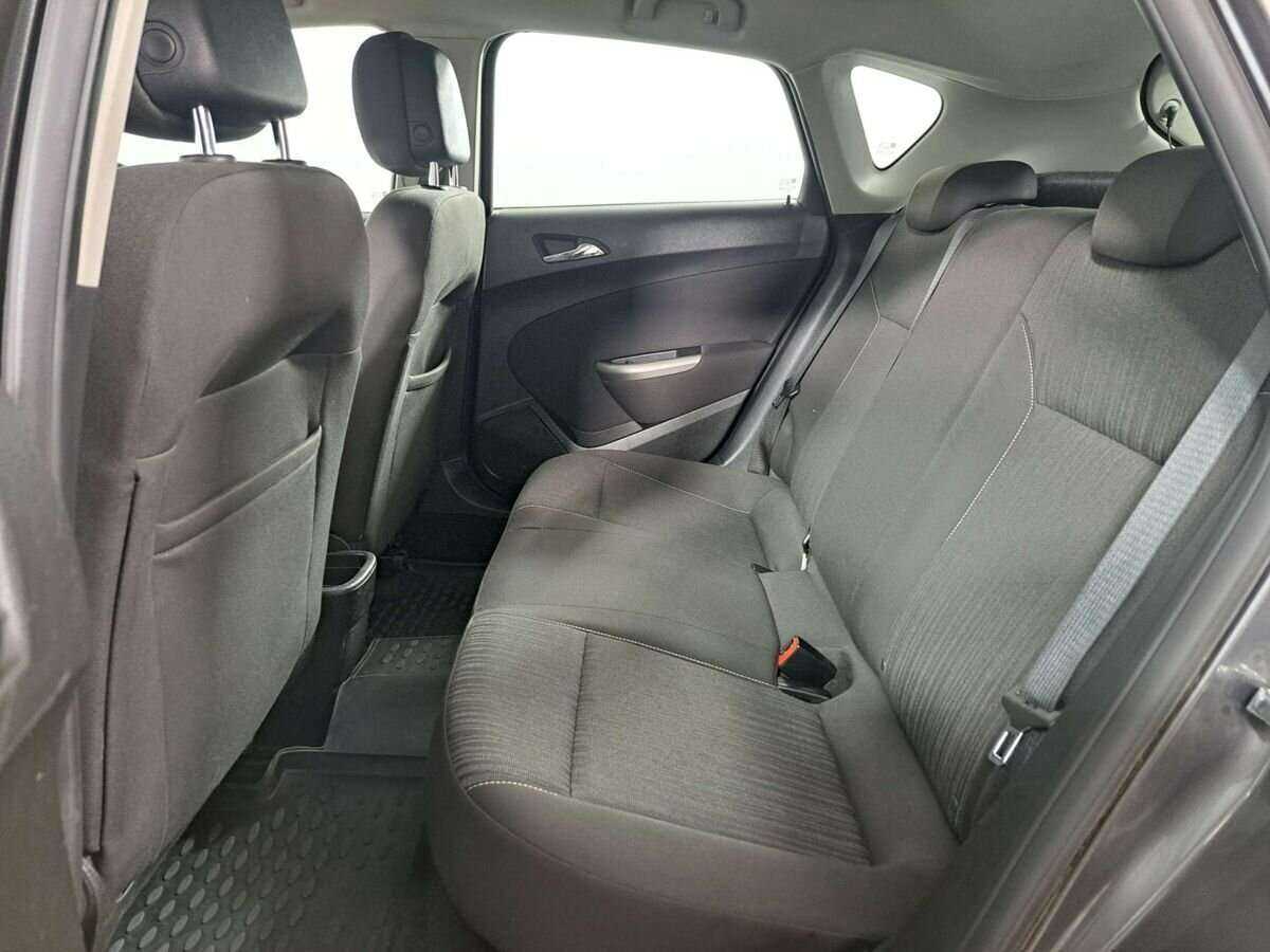 Купить Opel Astra, 2011, 191 250 км, фото №9