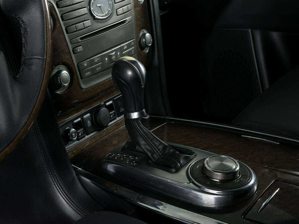 Купить Infiniti QX56, 2011, 170 285 км, фото №19