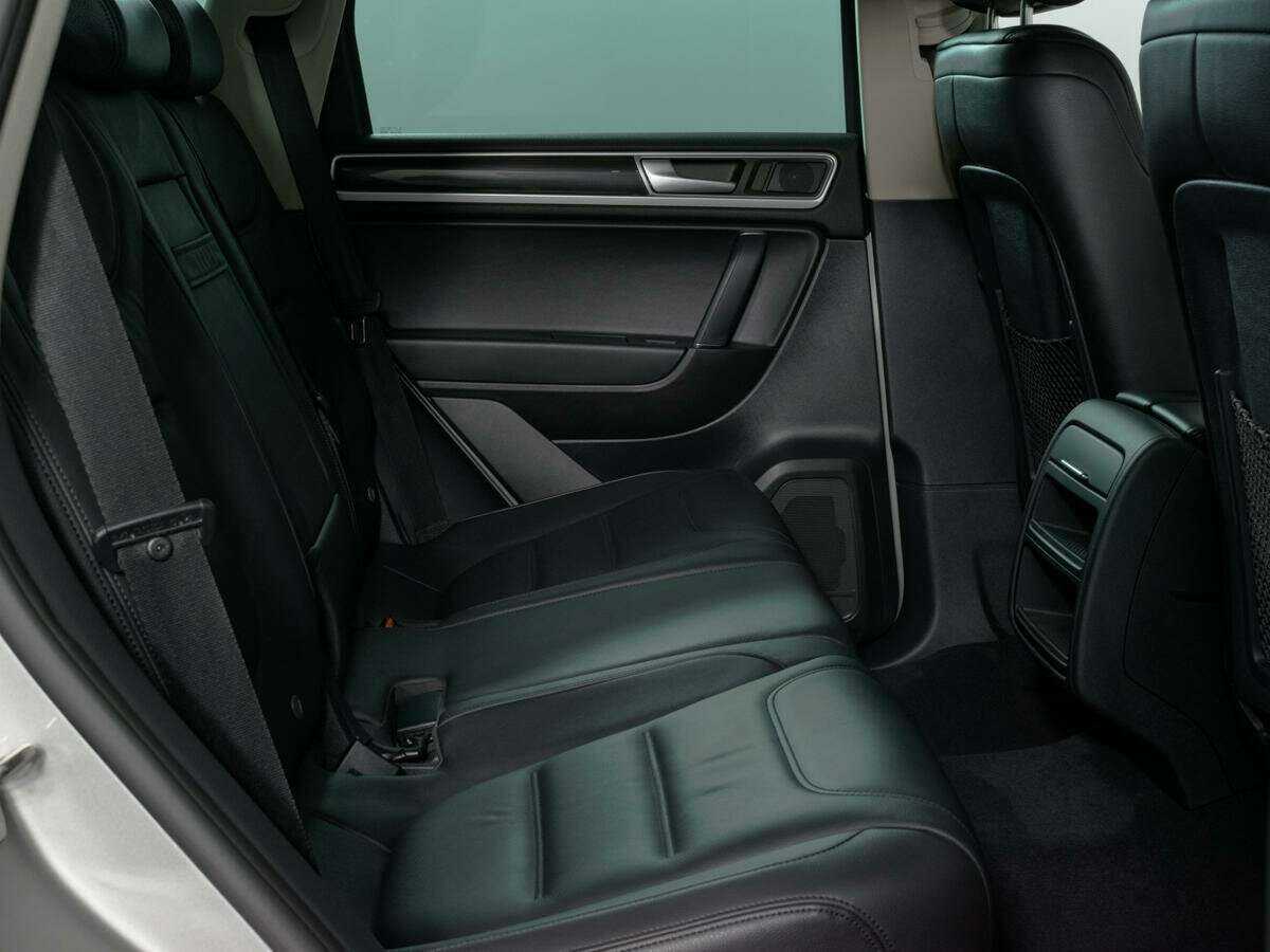 Купить Volkswagen Touareg, 2015, 57 619 км, фото №12