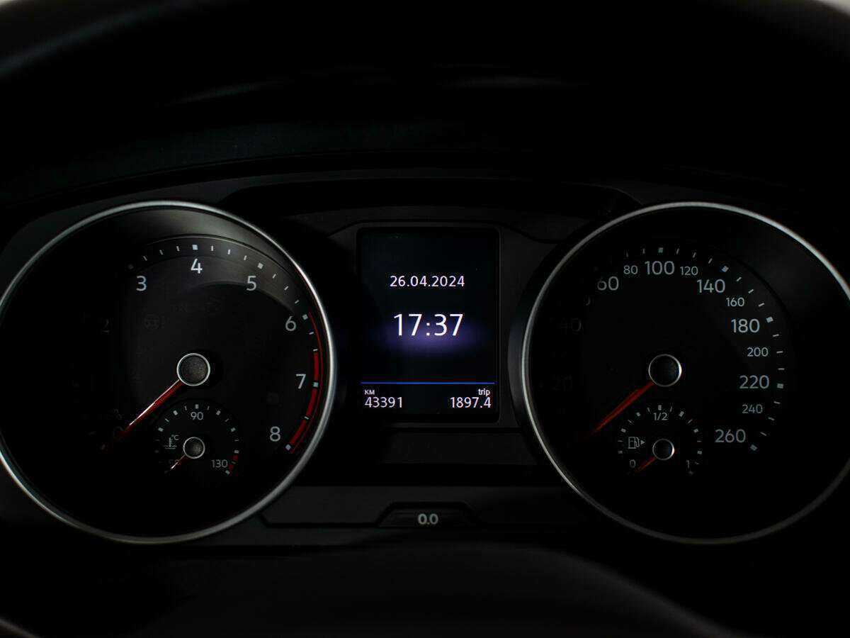 Купить Volkswagen Tiguan, 2021, 42 458 км, фото №12