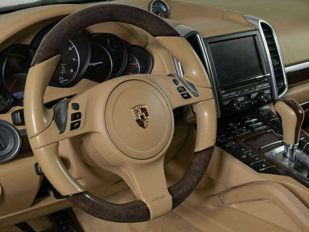 Купить Porsche Cayenne, 2012, 182 677 км, фото №17