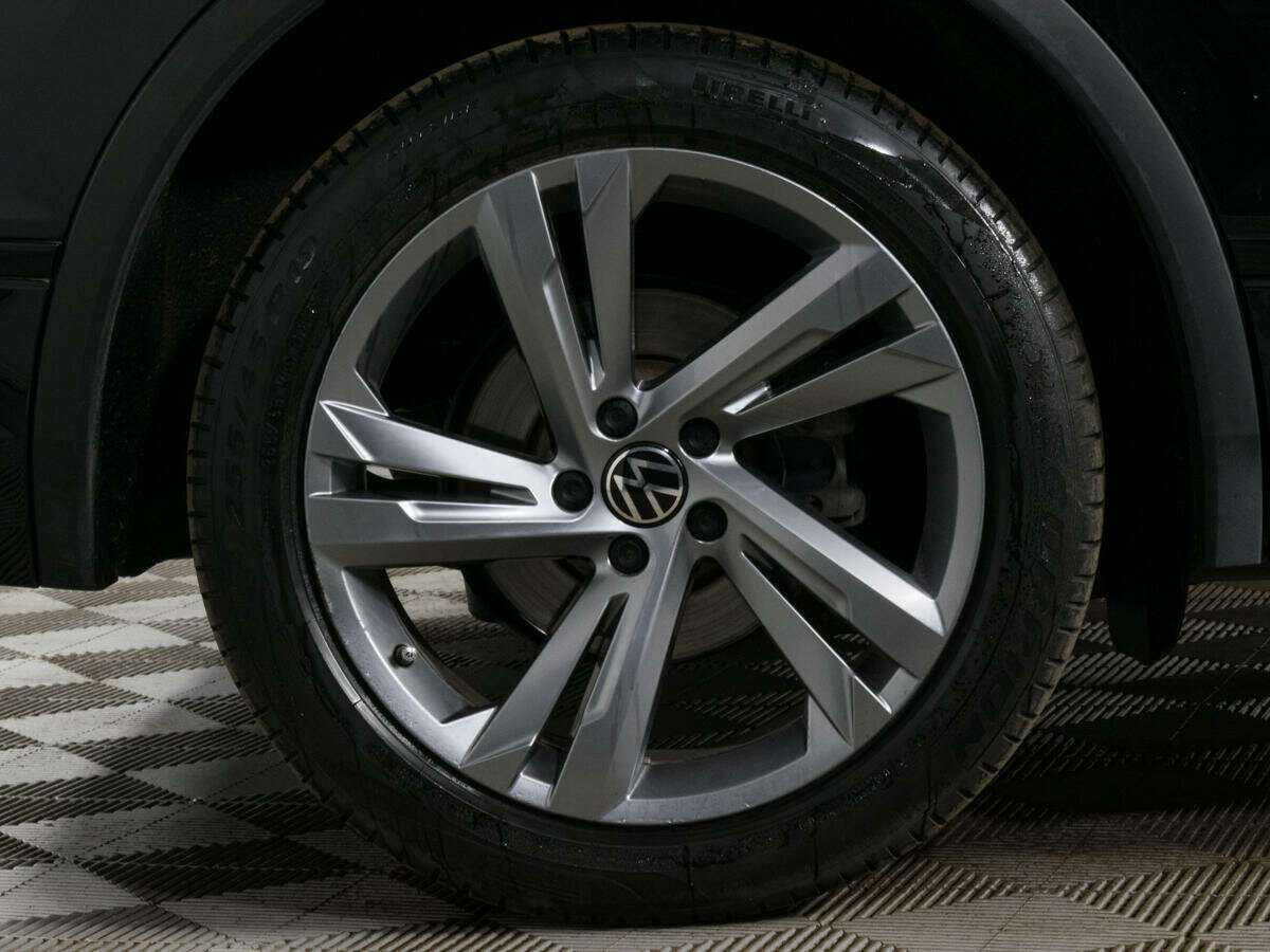 Купить Volkswagen Tiguan, 2021, 88 371 км, фото №24