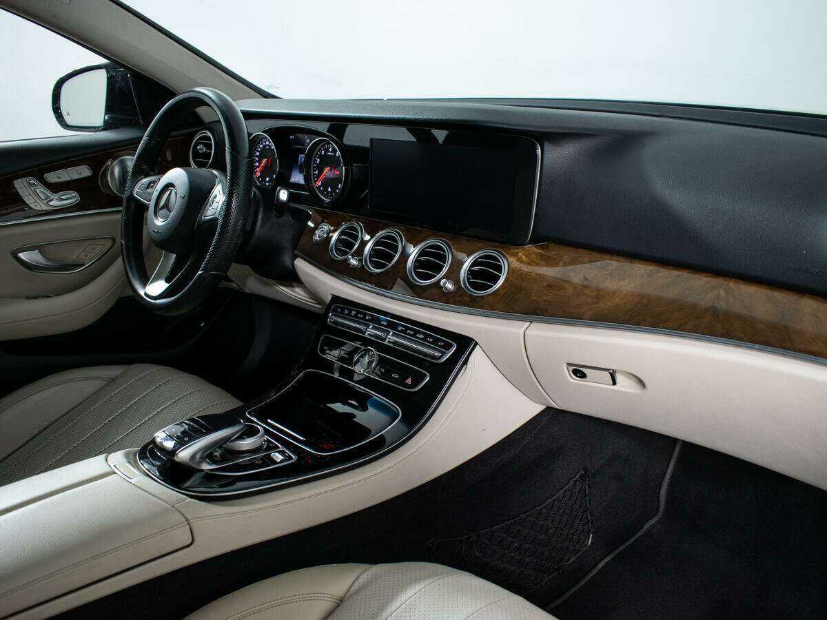 Купить Mercedes-Benz E-Класс 300, 2017, 129 604 км, фото №7