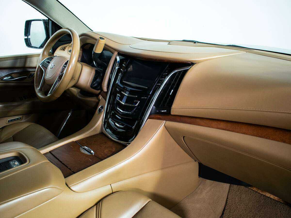 Купить Cadillac Escalade, 2016, 79 111 км, фото №8