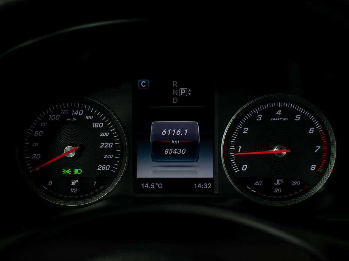 Купить Mercedes-Benz C-Класс 180, 2014, 85 428 км, фото №10