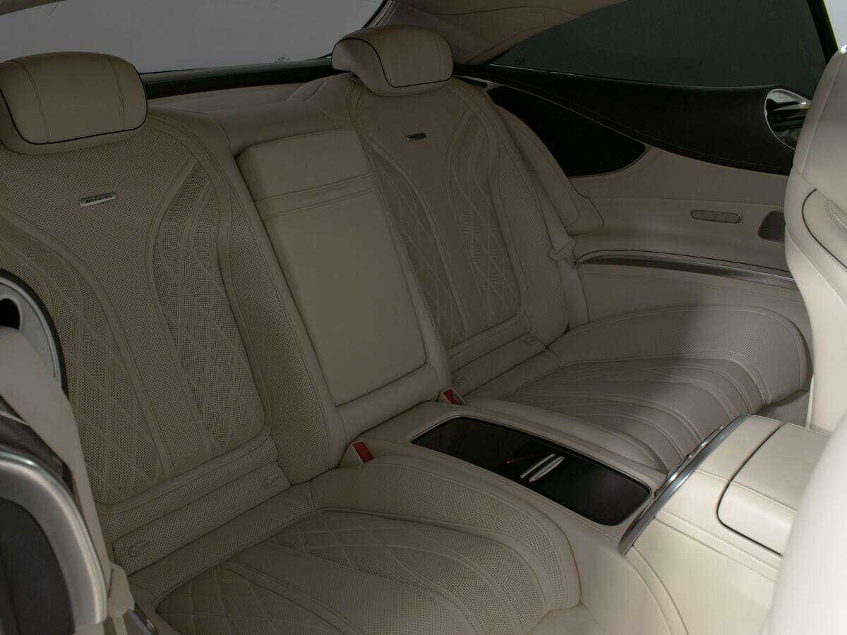 Купить Mercedes-Benz S-Класс AMG 63 AMG, 2015, 94 700 км, фото №12