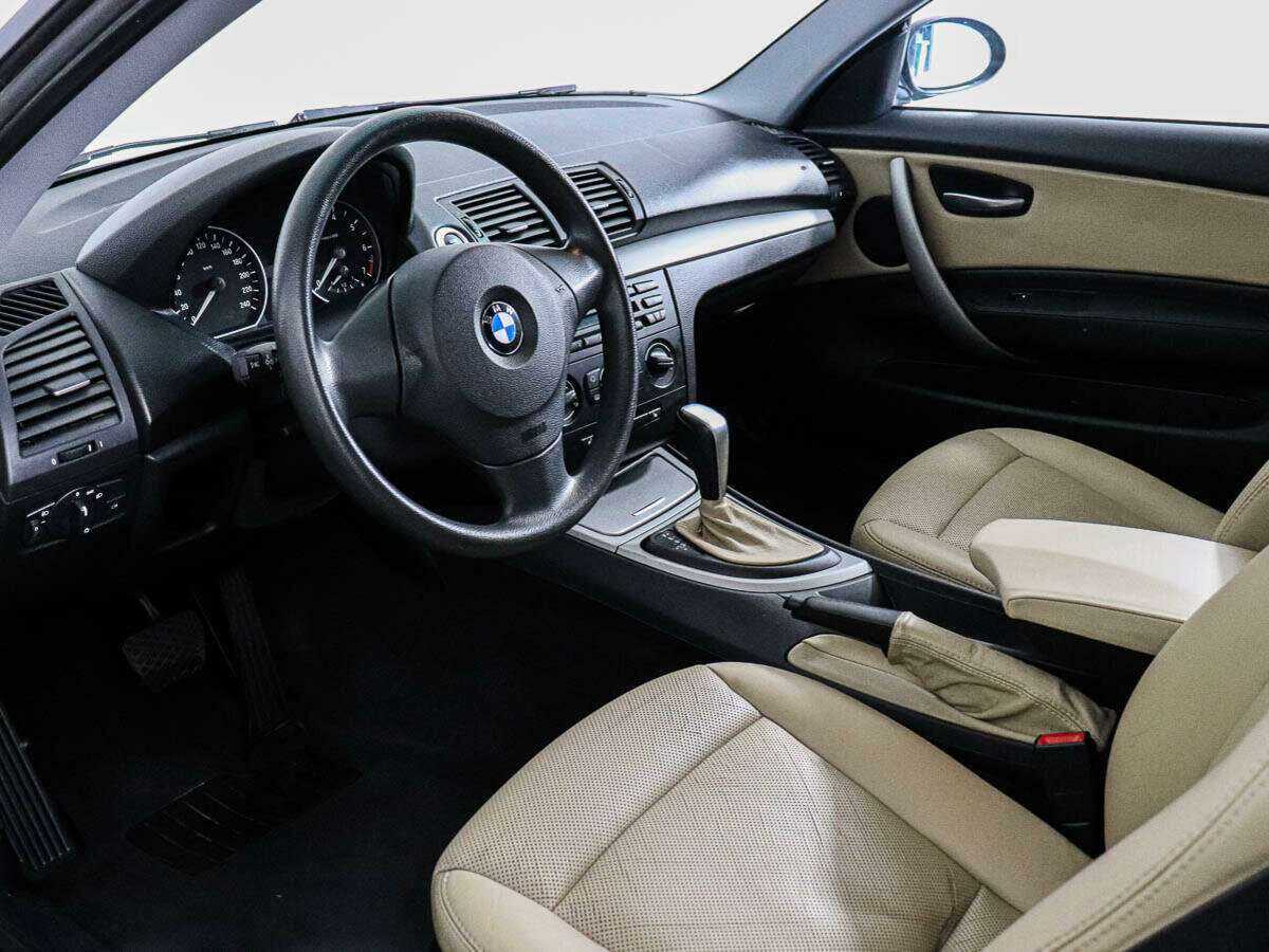 Купить BMW 1 серии 116i, 2009, 148 537 км, фото №8