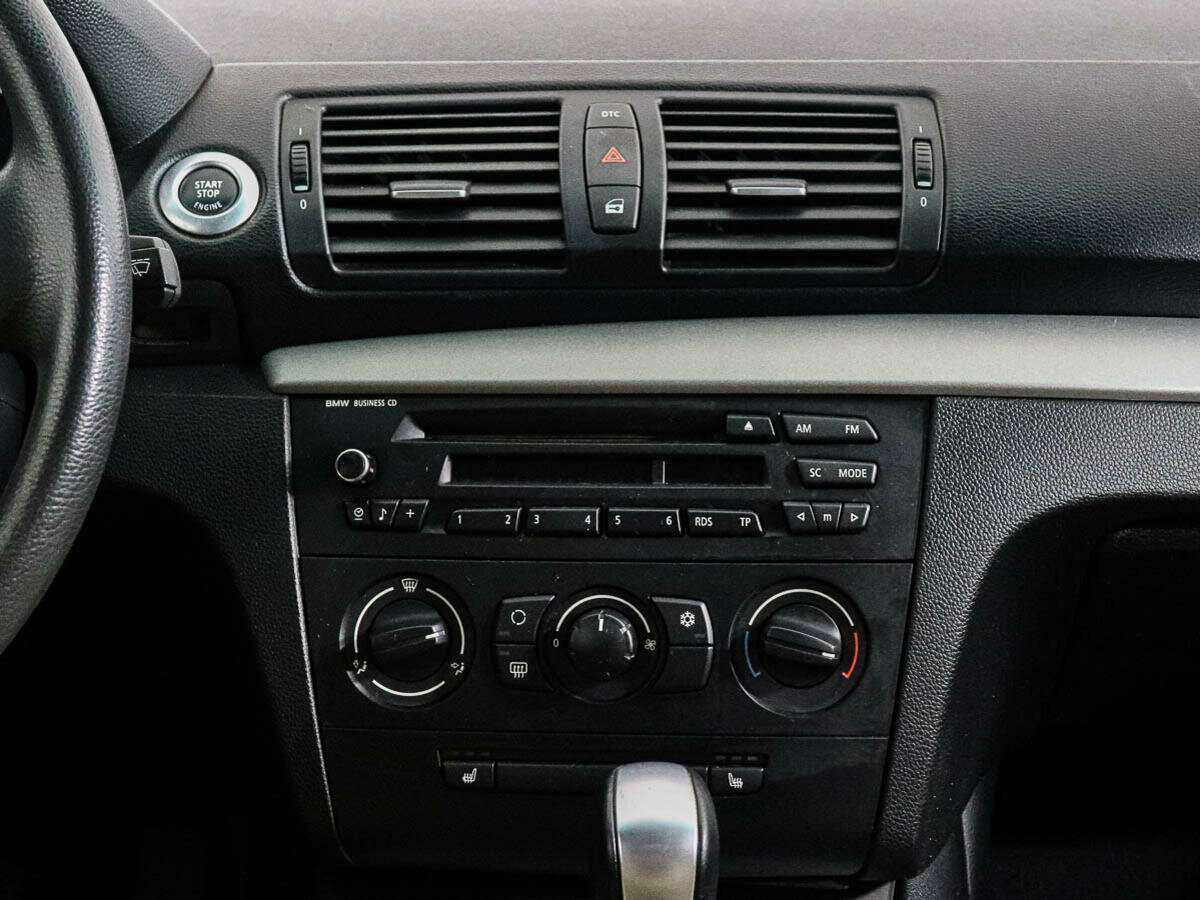 Купить BMW 1 серии 116i, 2009, 148 537 км, фото №12