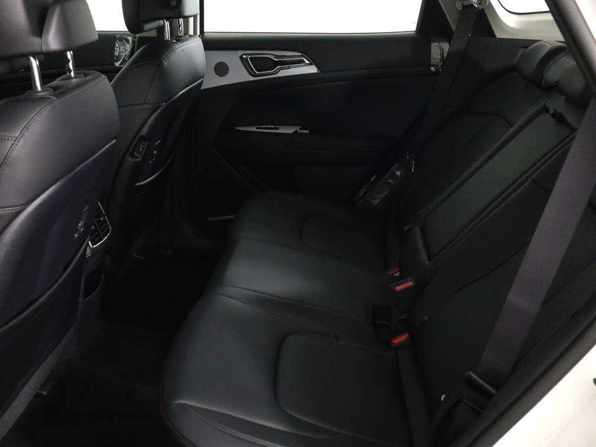 Купить Kia Sportage, 2023, 3 174 км, фото №9