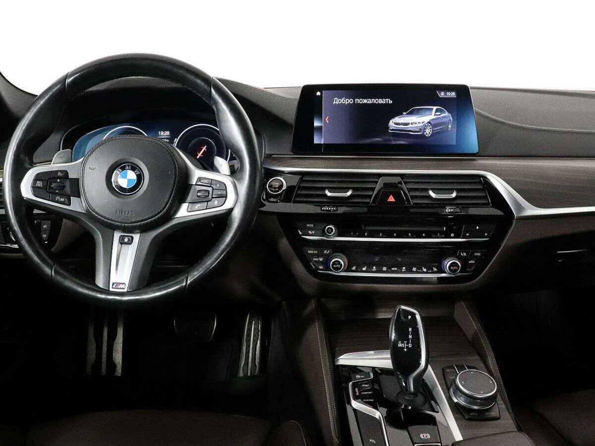 Купить BMW 5 серии 530d xDrive, 2018, 134 500 км, фото №9