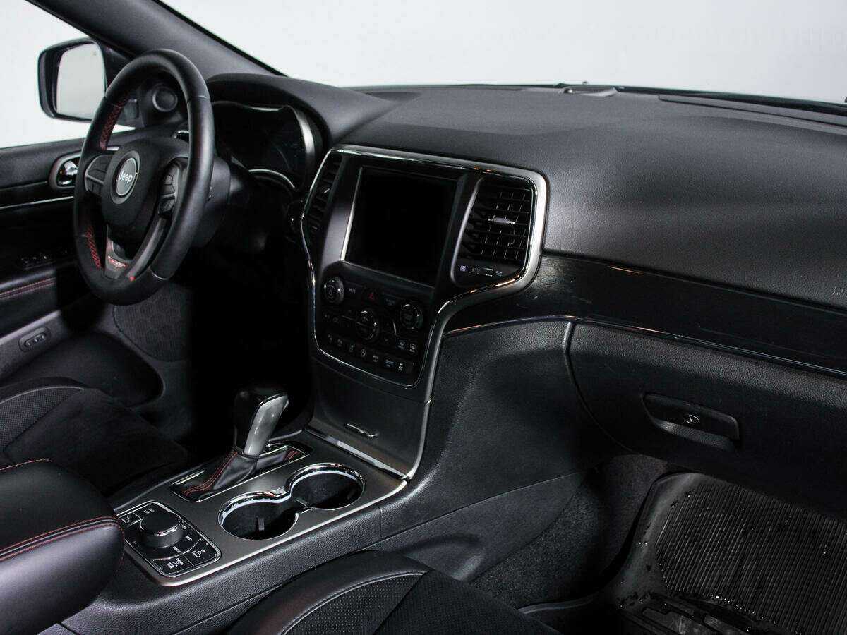 Купить Jeep Grand Cherokee, 2018, 103 001 км, фото №9