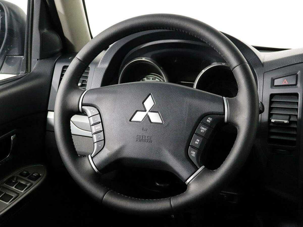 Купить Mitsubishi Pajero, 2014, 158 267 км, фото №12