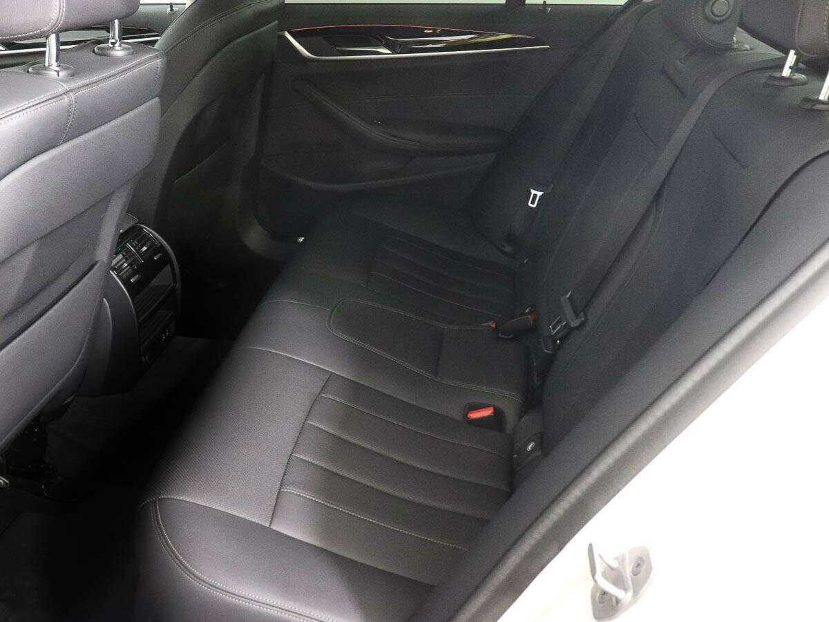 Купить BMW 5 серии 520d, 2020, 60 061 км, фото №7