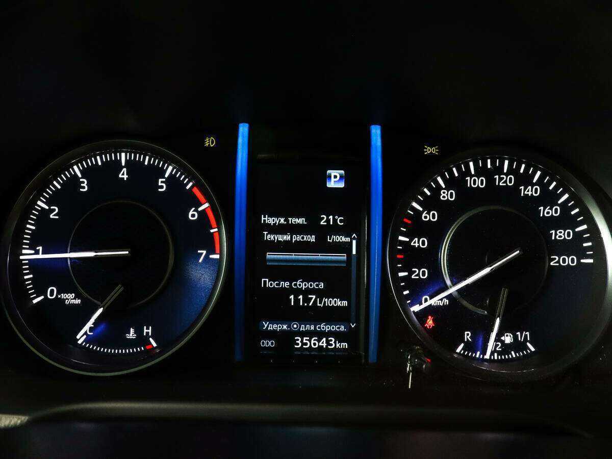Купить Toyota Fortuner, 2021, 35 642 км, фото №9