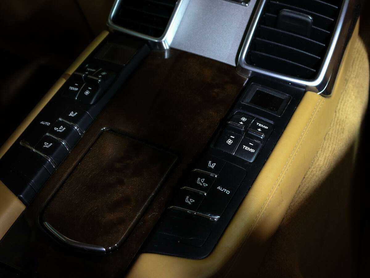 Купить Porsche Panamera 4, 2015, 158 250 км, фото №15
