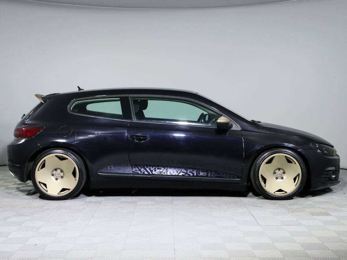 Купить Volkswagen Scirocco, 2011, 145 000 км, фото №4